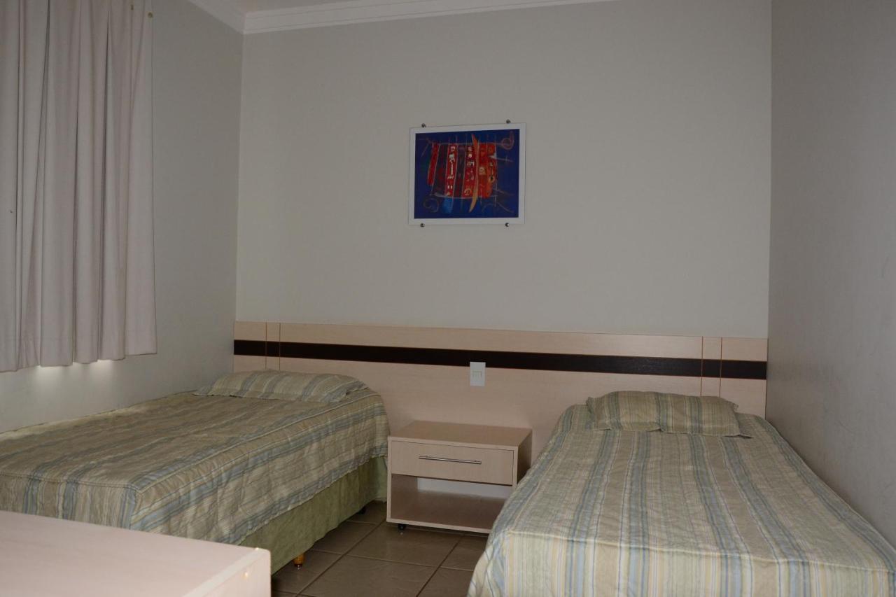 Aguas Da Serra Flat Terra Thermas Rio Quente Exterior photo